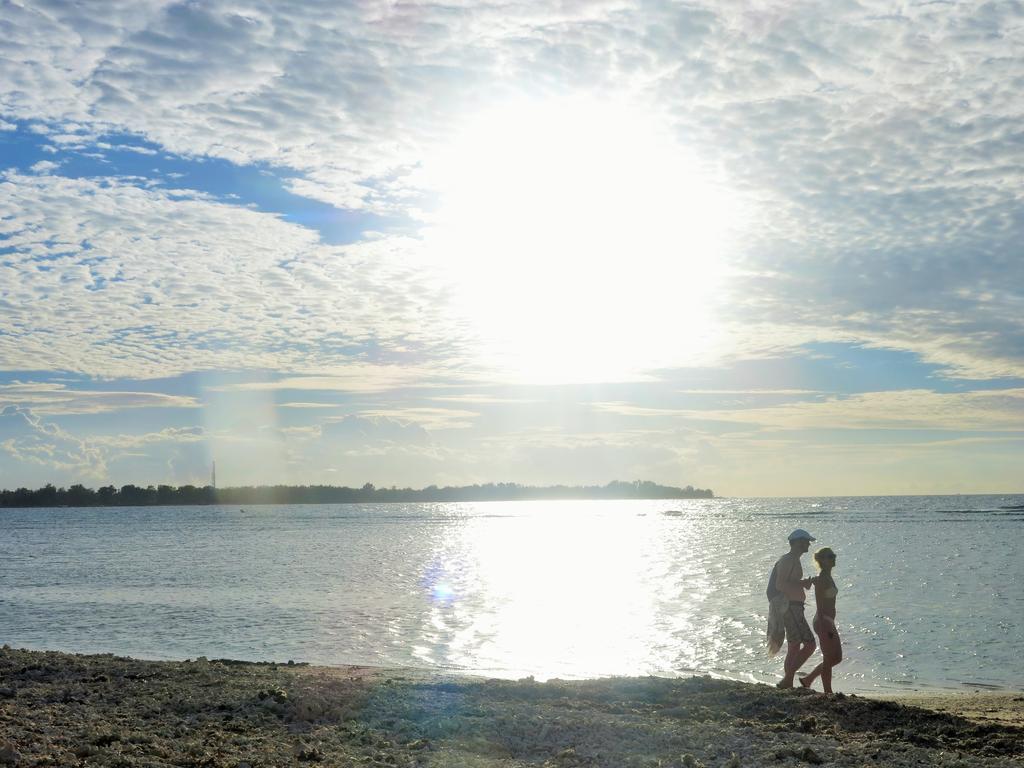 Two Brothers Villa Gili Air Exteriör bild